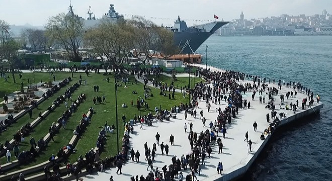 TCG Anadolu'ya yine ziyaretçi akını