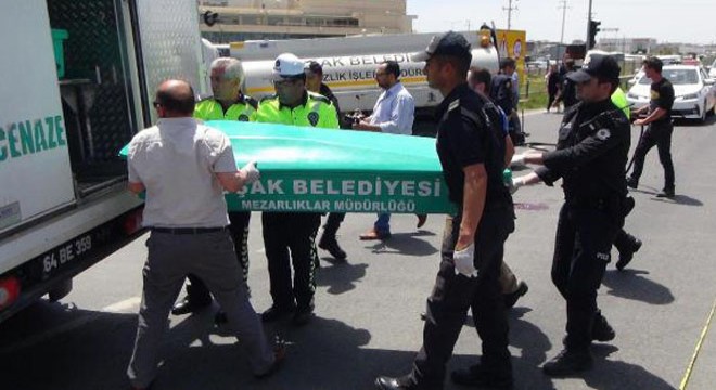 TIR'ın çarptığı yaya öldü
