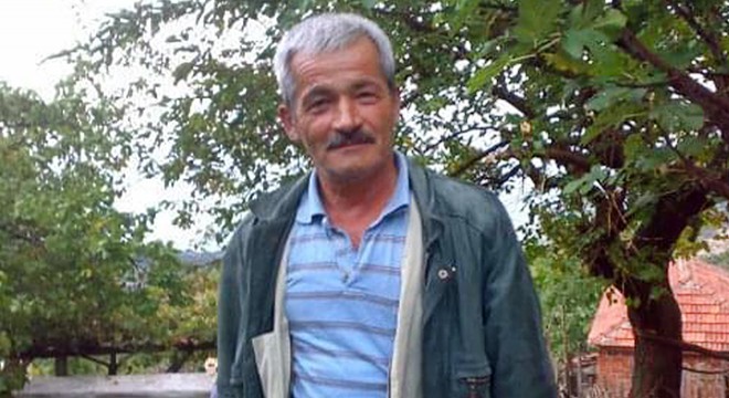 TIR, otomobile çarptı; 2 arkadaş yaşamını yitirdi