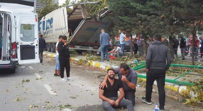 TIR dehşetinde ölü sayısı 4 oldu