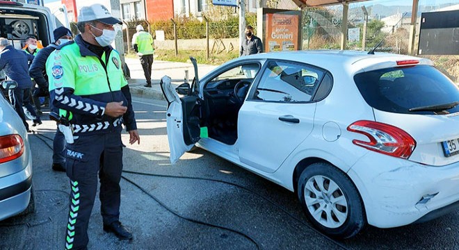 TIR ın altında kalan kadın sürücü hayatını kaybetti