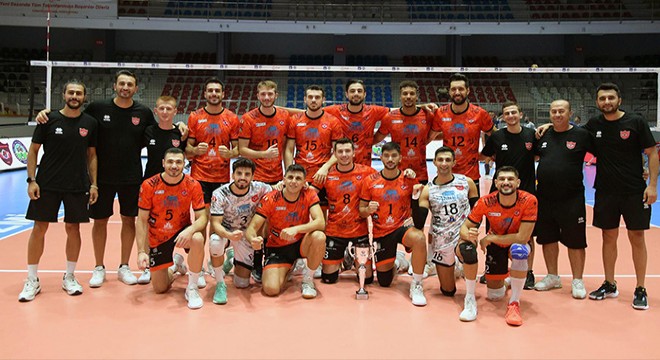 TSYD voleybol turnuvasında şampiyon Alanya Belediyespor