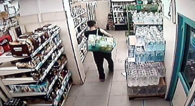 Takipteki şüpheli markette hırsızlık sonrası böyle yakalandı