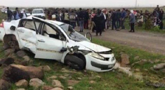 Otomobil takla attı: 1 ölü, 2 yaralı