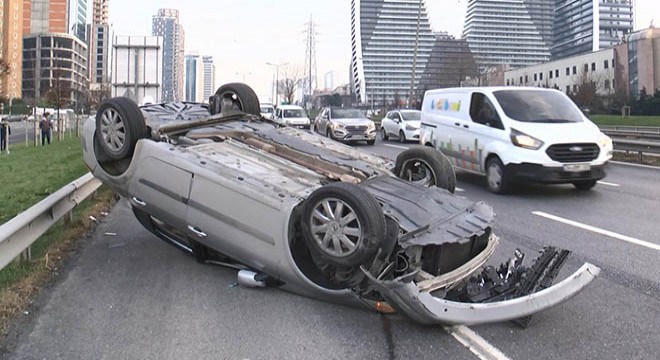 Takla atan otomobilin sürücüsü yaralandı