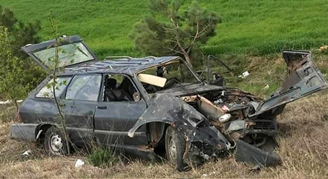 Takla atan otomobilin sürücüsü yaralandı