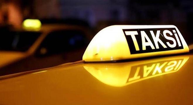 Taksiciler arasında 'yolcu alma kavgası'