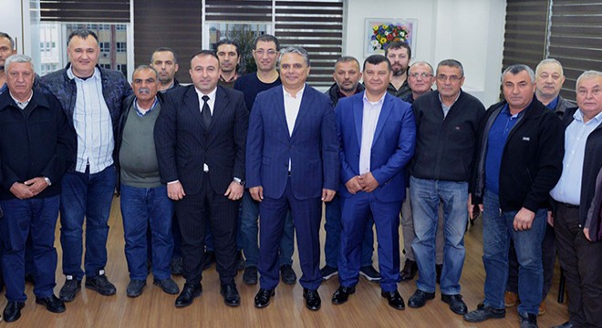 Taksicilerden Başkan Uysal'a ziyaret