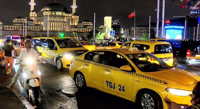 Taksiler yeni ücret tarifesine geçti