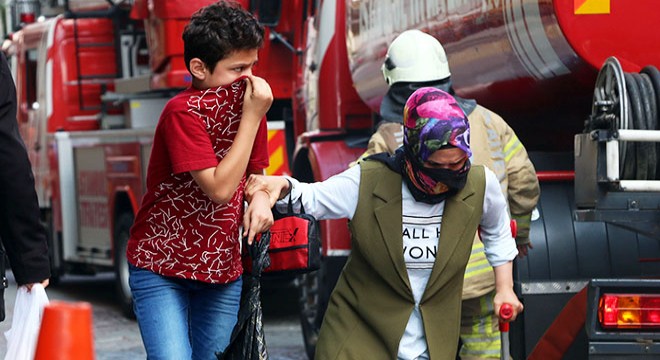Tamirhanede yangın çıktı vatandaş nefes almakta zorlandı