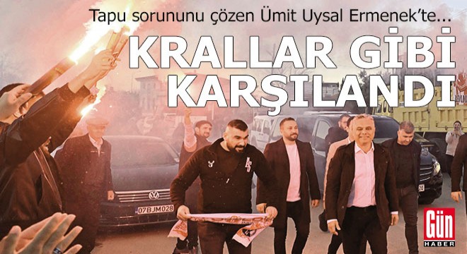 Tapu sorununu çözen başkanı meşalelerle karşıladılar