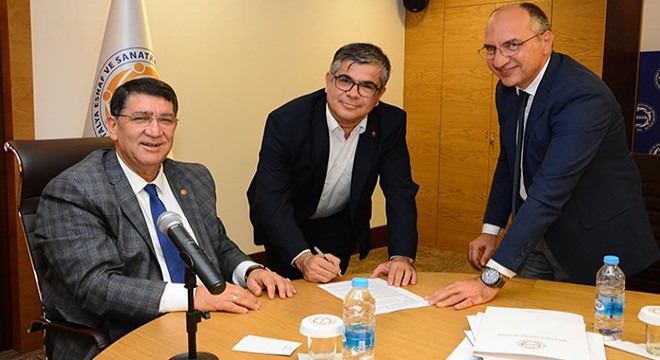 Tarihi Demircileriçi Çarşısı için sözleşme