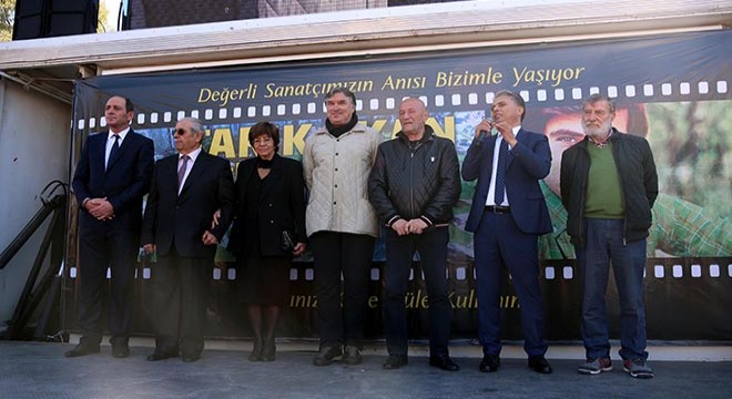 Tarık Akan'ın adı, karekodlu parkta yaşayacak