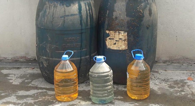 Tarsus'ta 125 litre sahte içki yakalandı