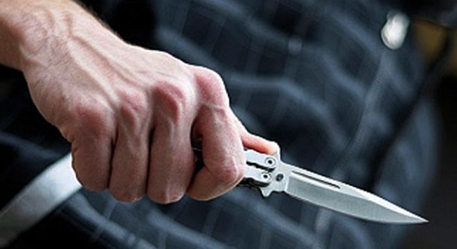 Tarsus'ta bıçaklı kavga: 2 yaralı