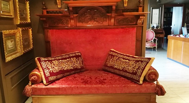 Tartışılan taht II. Abdülhamid'in çıkmadı