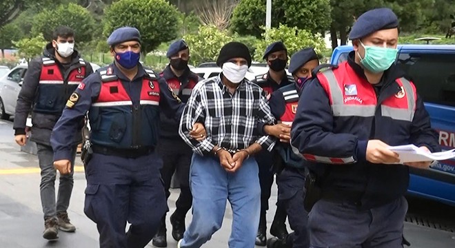 Tartışmada ağabeyini öldüren kardeş adliyede