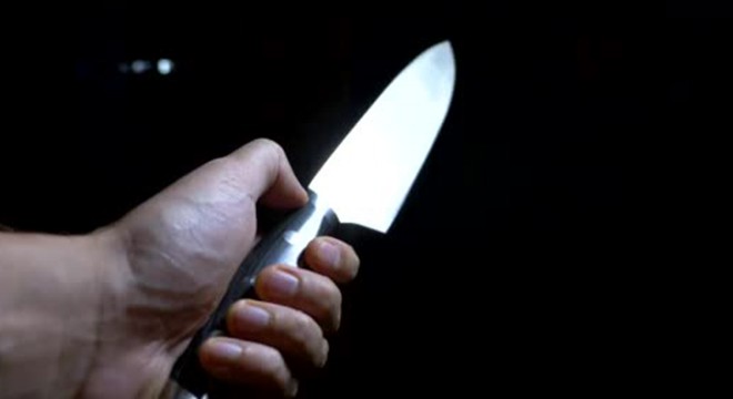 Tartıştığı eşini darbedip, bıçakla yaraladı