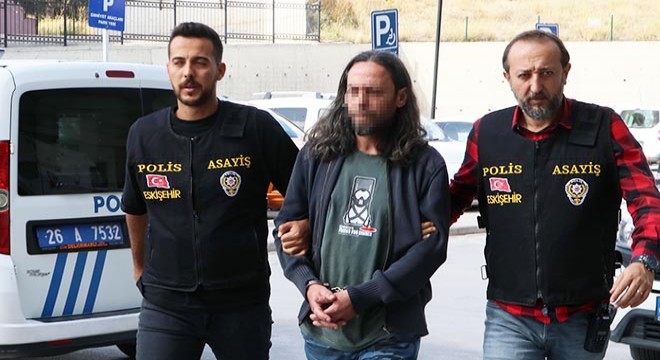 Tartıştığı kardeşini bıçaklayarak öldürdü