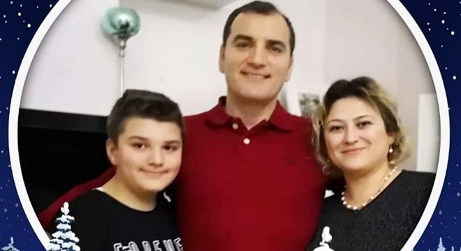 Tartıştığı oğlu ve eşini bıçaklayarak öldürdü