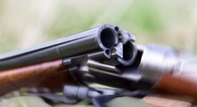 Tartıştığı oğlunu tüfekle öldürdü