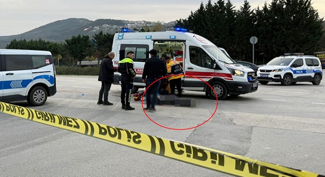 Tartıştığı kişiyi tüfekle öldürüp, polislere ateş açtı