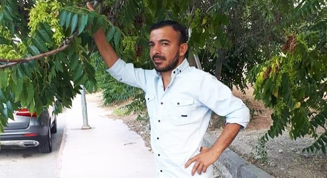 Taşla öldürüp, cesedi koyduğu otomobili ateşe veren şüpheli tutuklandı