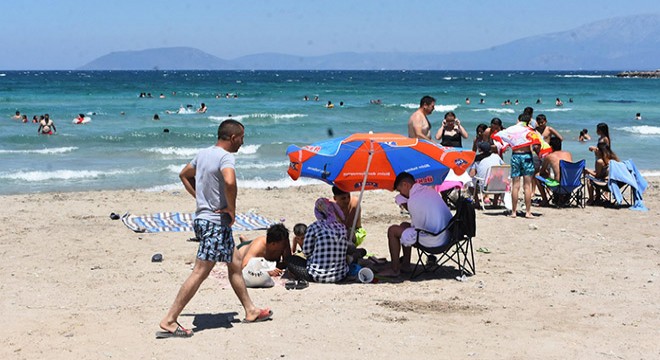Tatilcilerin 'plaja eşya taşıma' tepkisi