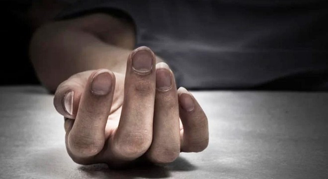 Tavanı çöken evde anne ve 2 oğlu hayatını kaybetti