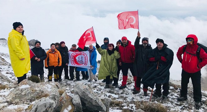 Tecer Dağı nda  Çanakkale şehitleri  yürüyüşü