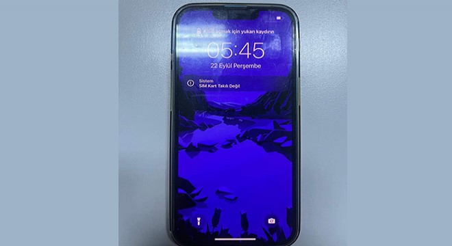 Teğmenin silah zoruyla telefonunu aldılar