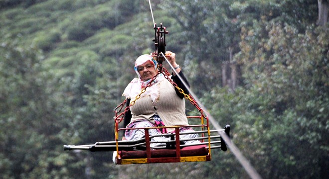 Tehlikeli teleferik yolculuğu ‘yol’ ile son buldu