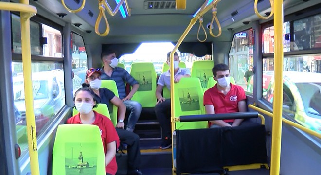 Tek tuşla minibüsün içini dezenfekte ediyor