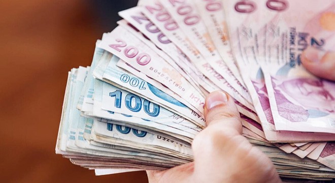 Tekel bayisinden 600 bin TL'lik hırsızlık kamerada
