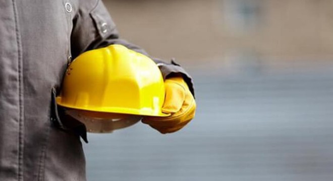 Tekstil fabrikasında forkliftin altında kalan işçi öldü