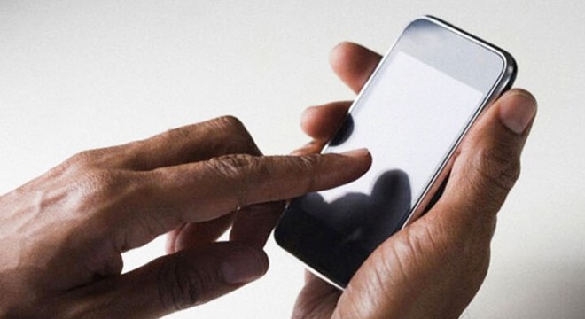 Telefonla dolandırıcılık çetesinin üyesine suçüstü