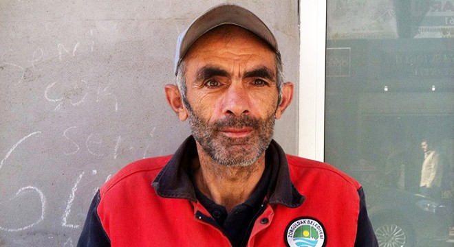Temizlik işçisinden kendisini arayanlara 'burs verme' çağrısı
