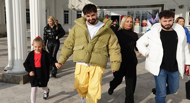 Temsilci seçiminde Tuana vaat etti, Sefo okula geldi