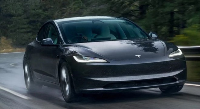 Tesla robot taksi için harekete geçti