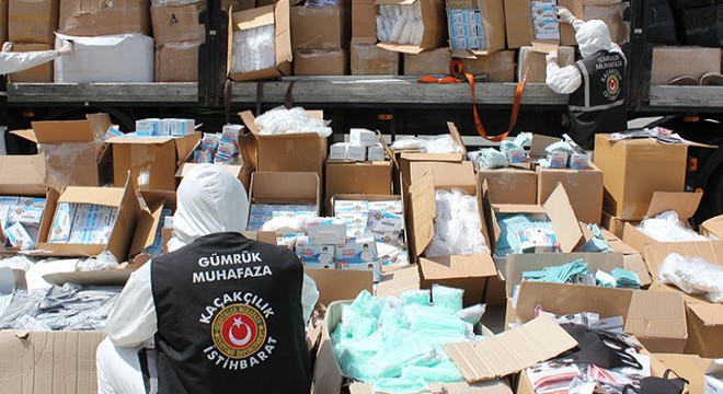 Tıbbi koruyucu malzemeleri yurt dışına kaçıracaklardı