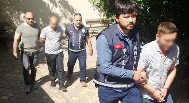 Tırnakçılar tutuklandı