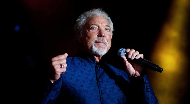 Tom Jones, Serik te sahneye çıkacak