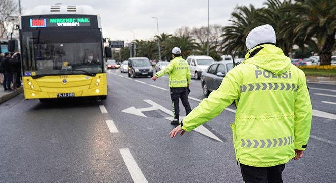Toplu taşıma araçlarında koronavirüs denetimi