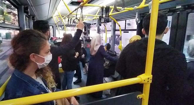 Toplu taşıma araçlarının içinden görüntüler