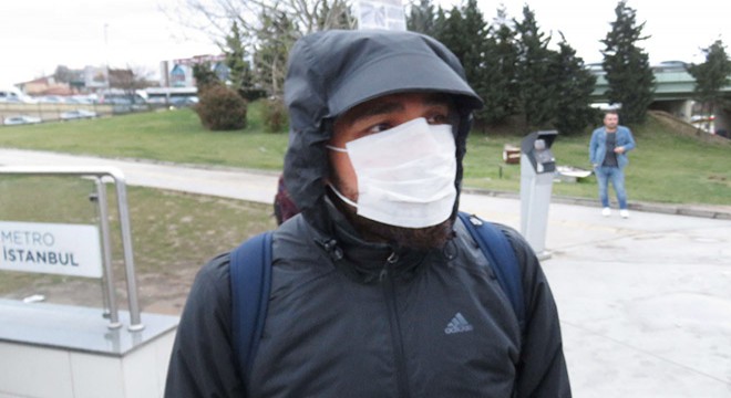 Toplu taşımada maskeli koronavirüs önlemleri