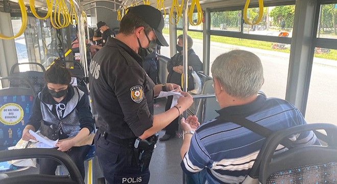 Toplu taşıma araçlarına kısıtlama denetimi görüntülendi