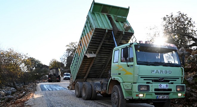 Toroslar yolu asfaltlandı