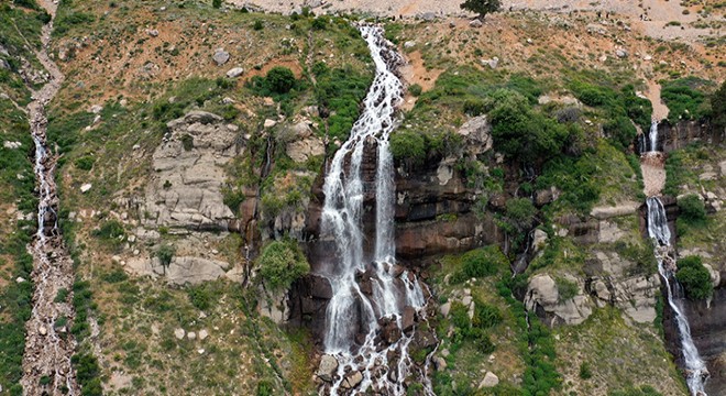 Toroslardan fışkıran sulara ziyaretler başladı