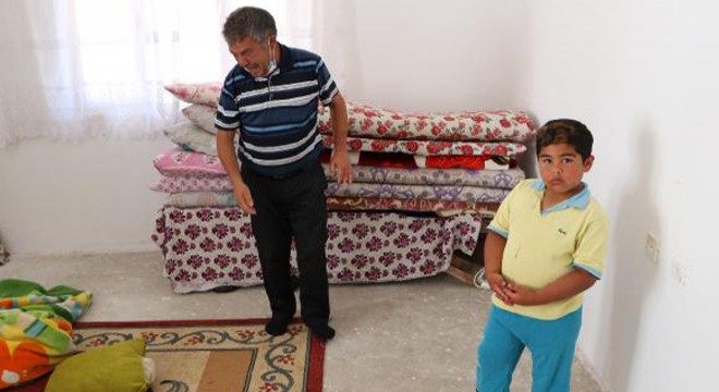 Torunuyla yaşam mücadelesi veriyor