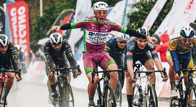 Tour of Antalya nın Kemer - Antalya etabını Giovanni Lonardi kazandı